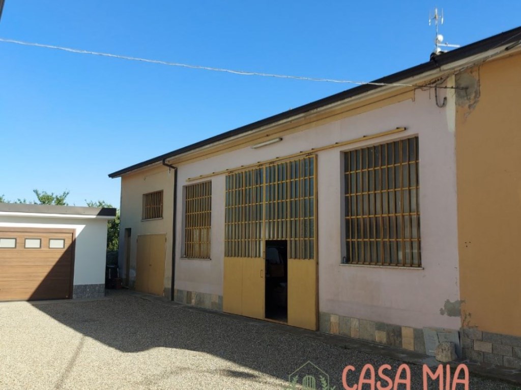 Casa Semindipendente in vendita a Gazzola via roma