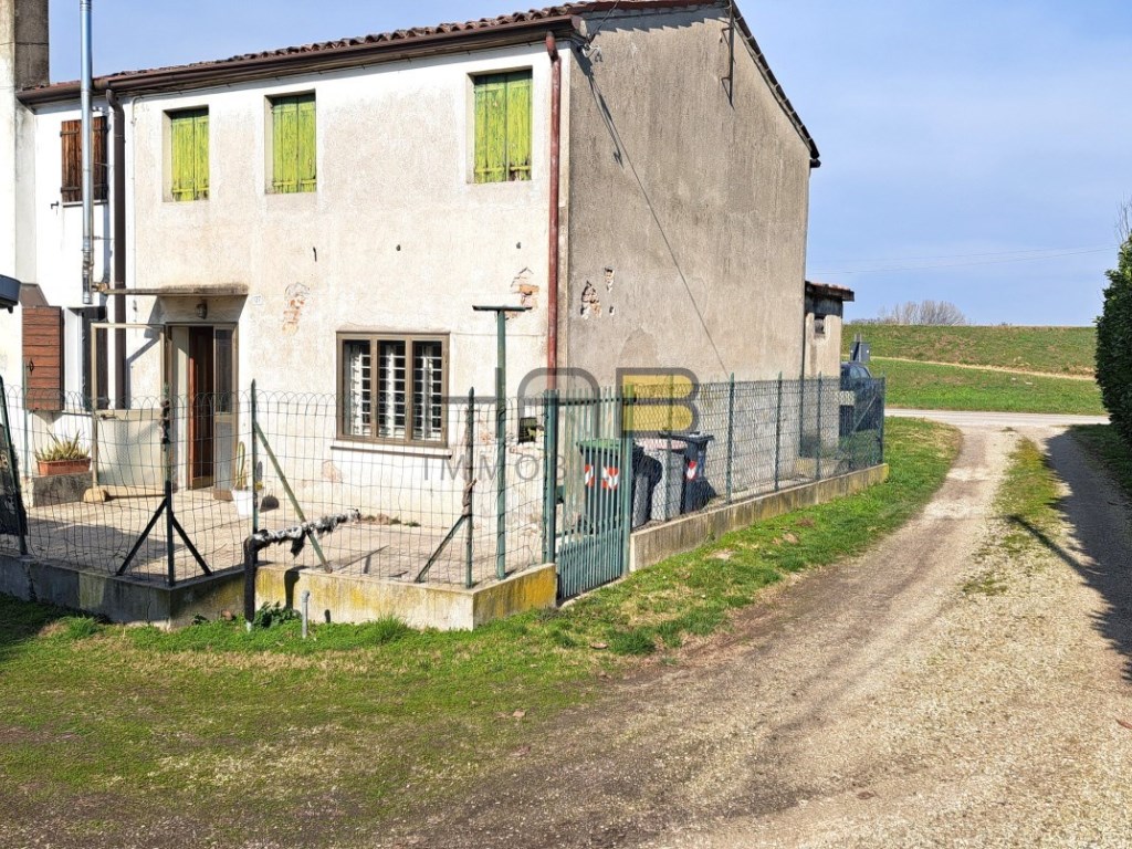 Porzione di Casa in vendita a Padova via Norbiato Antonio, 118