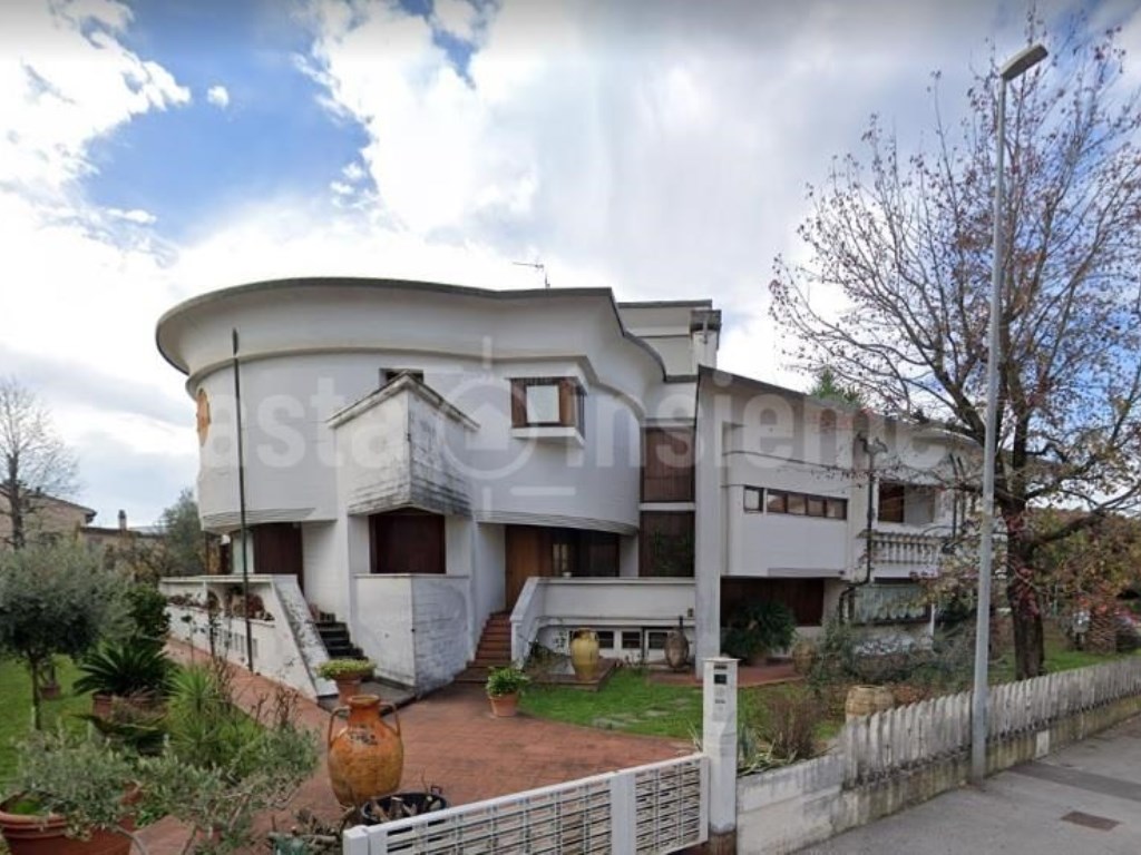Villa in vendita ad Agliana via Garibaldi