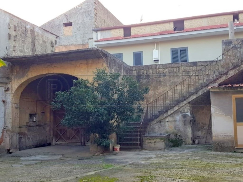Casa Indipendente in vendita a Marcianise via Caserta, 20