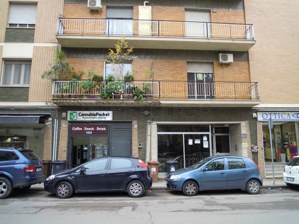 Ufficio in affitto a Caltanissetta viale Trieste, 148