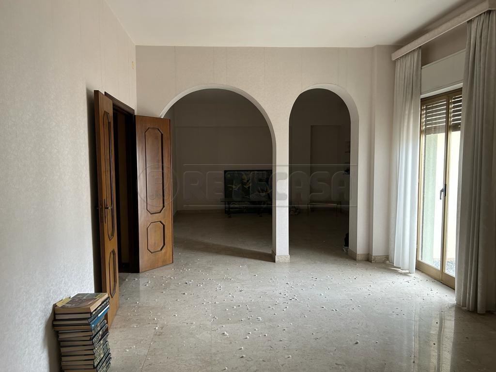 Appartamento in vendita a Caltanissetta via Napoleone Colaianni, 11