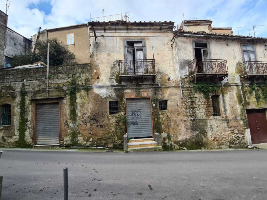 Casa Semindipendente in vendita a Mercato San Severino