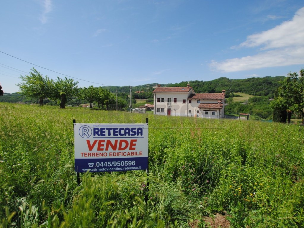Terreno Edificabile in vendita a Trissino via restena, 11