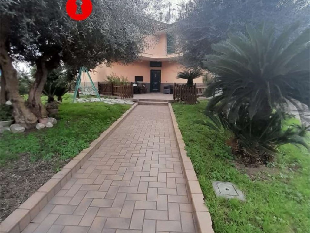 Villa in vendita a San Felice a Cancello cancello scalo
