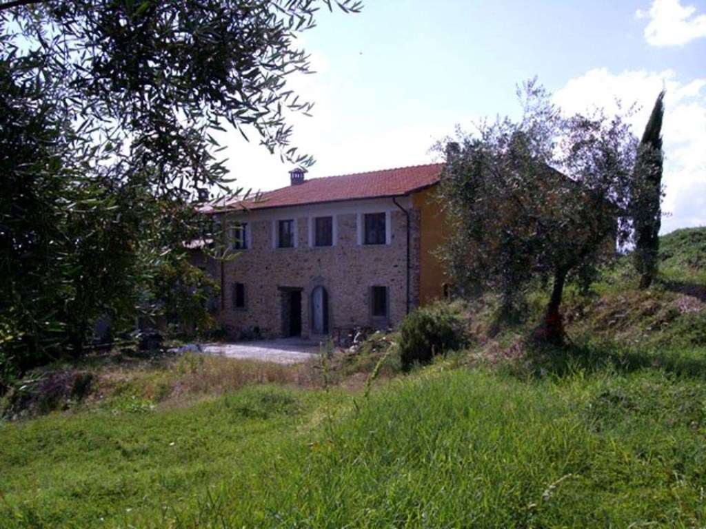 Villa Padronale in vendita a Fivizzano frazione di Fivizzano
