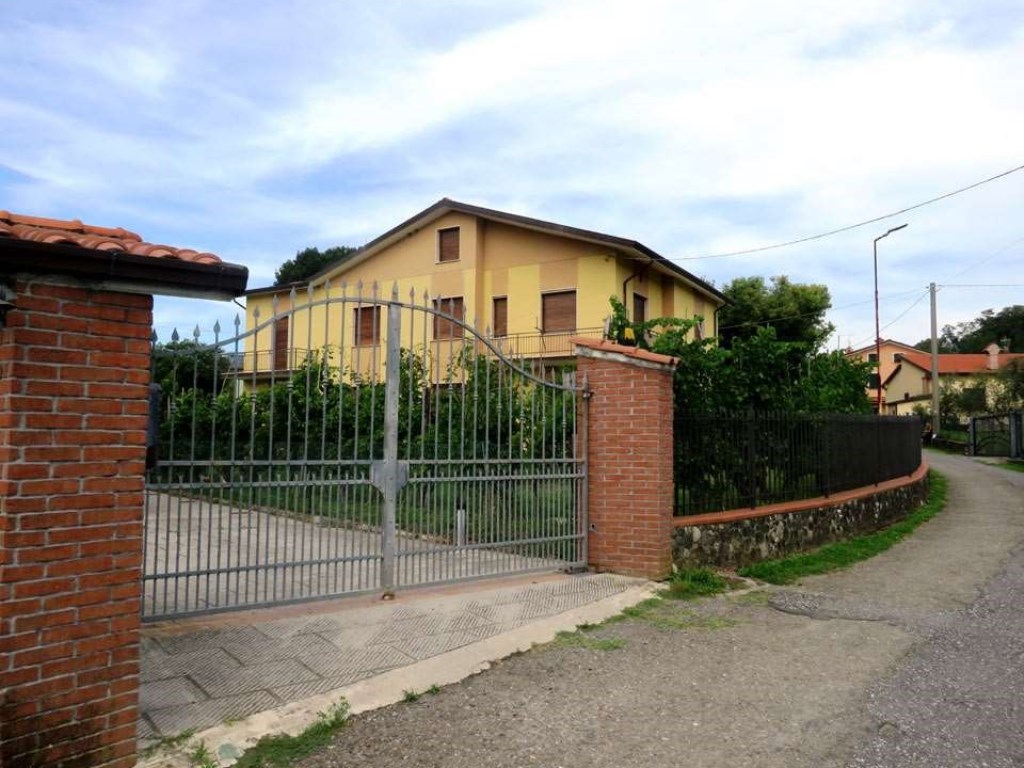 Villa Bifamiliare in vendita a Filattiera filattiera