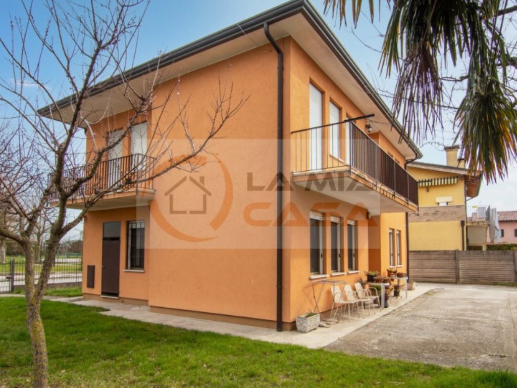 Casa Indipendente in vendita a Ponte San Nicolò via Romea n. 65/I Legnaro (pd)