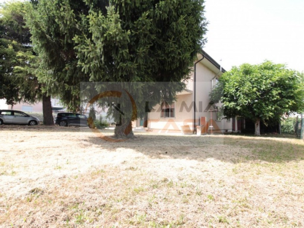 Casa Indipendente in vendita a Casalserugo via Romea n. 65/I Legnaro (pd)