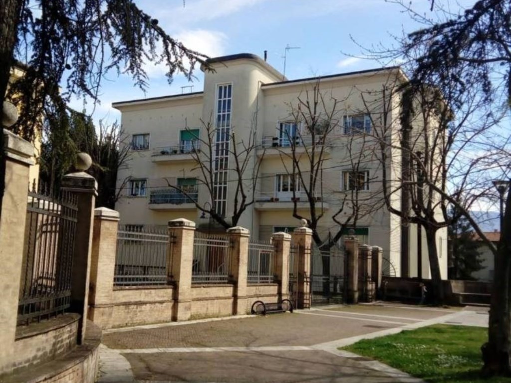 Appartamento in vendita a Foligno viale Luigi Chiavellati, 34