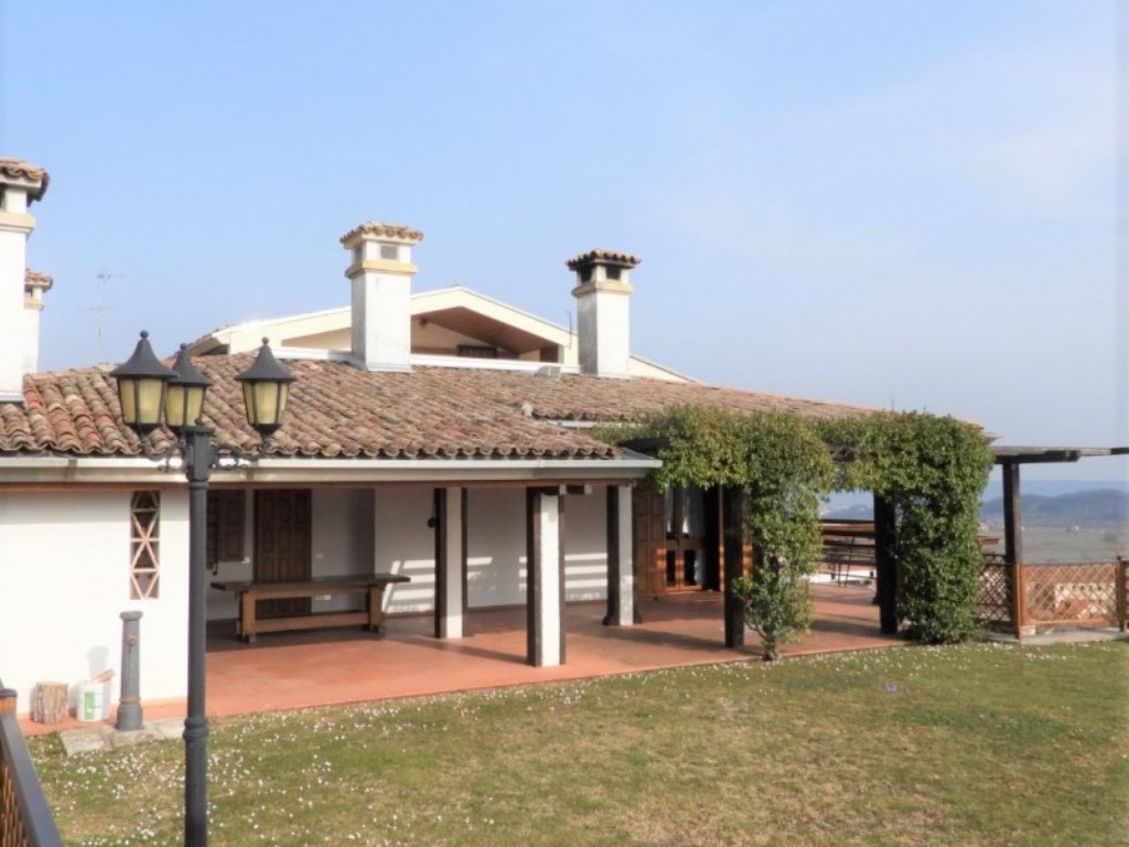 Villa in vendita a Pederobba