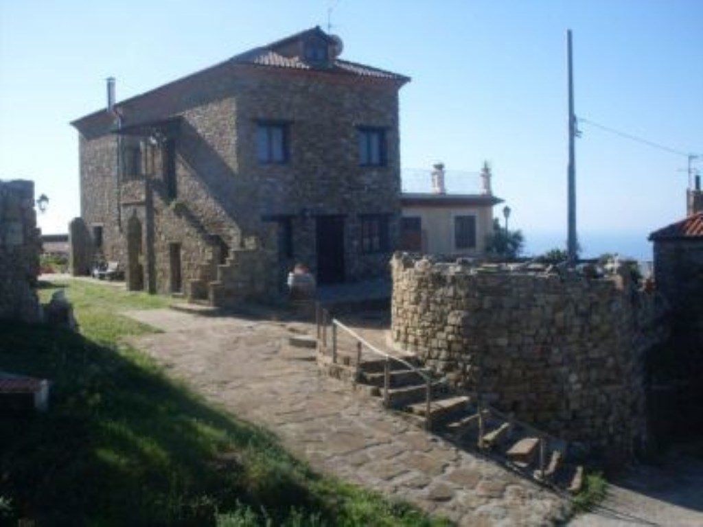 Villa Bifamiliare in in vendita da privato a San Mauro Cilento via San Sebastiano