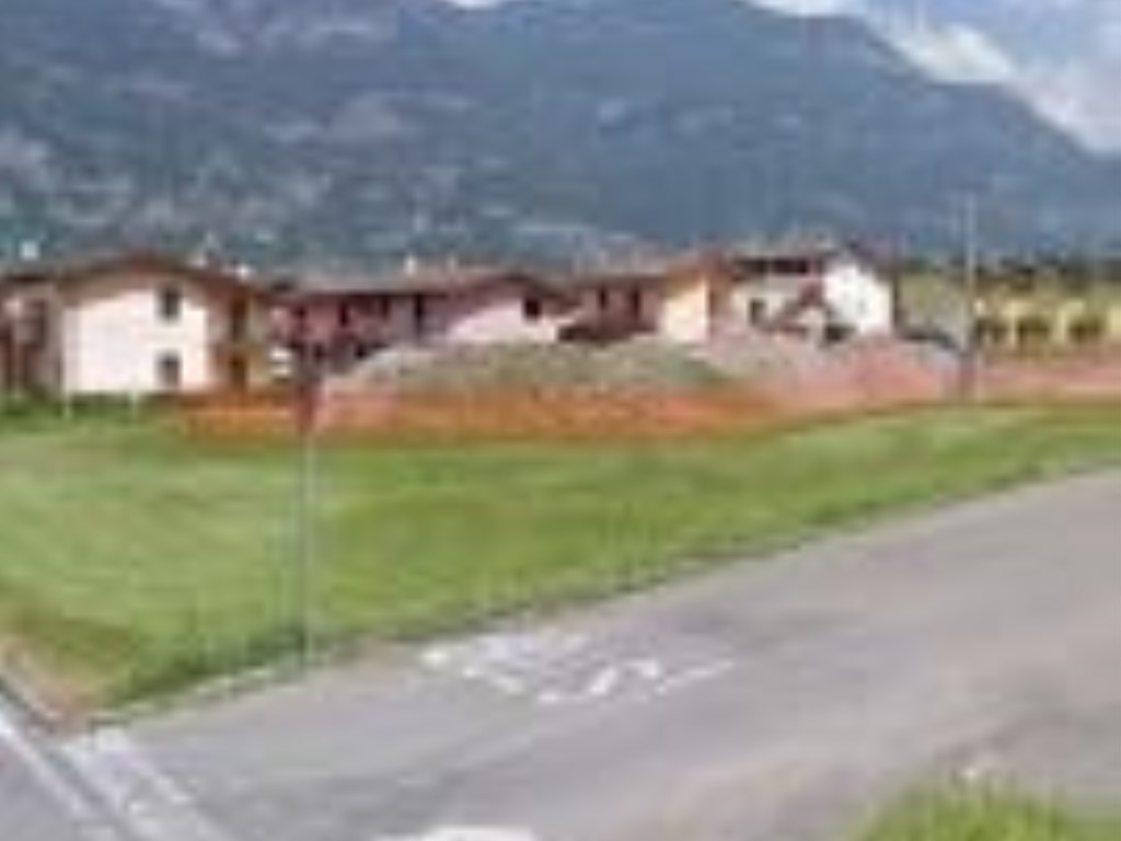 Terreno Residenziale in vendita a Esine via Campo Sportivo