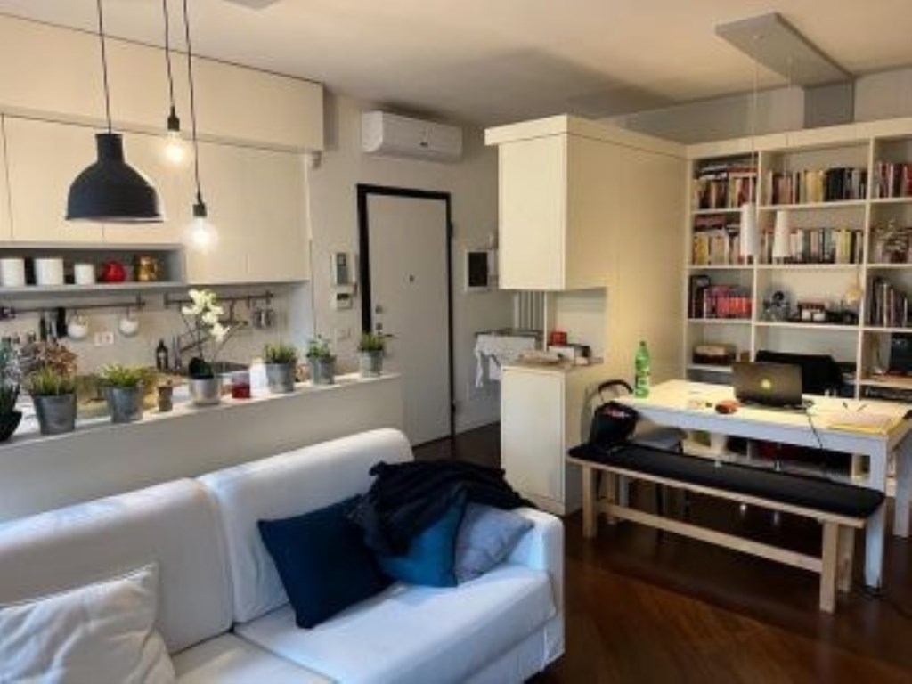 Appartamento in in affitto da privato a Milano via Paolo Lomazzo, 53