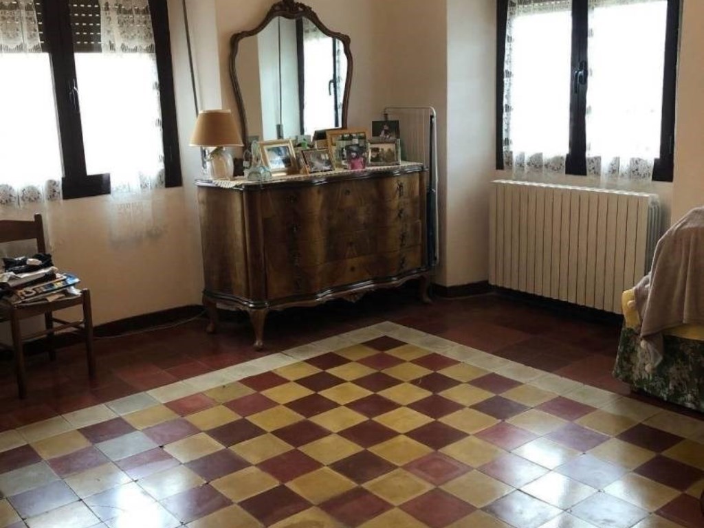 Appartamento in in vendita da privato a Varsi via Roma