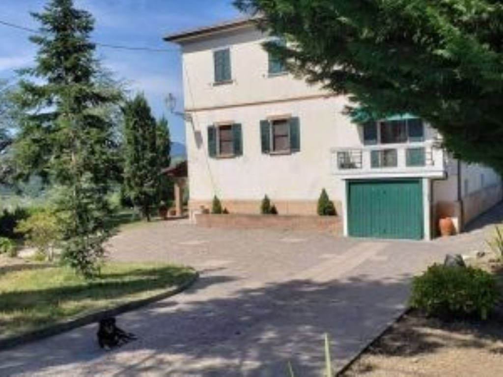 Villa Bifamiliare in in vendita da privato a Novafeltria via Francesco Crispi, 27